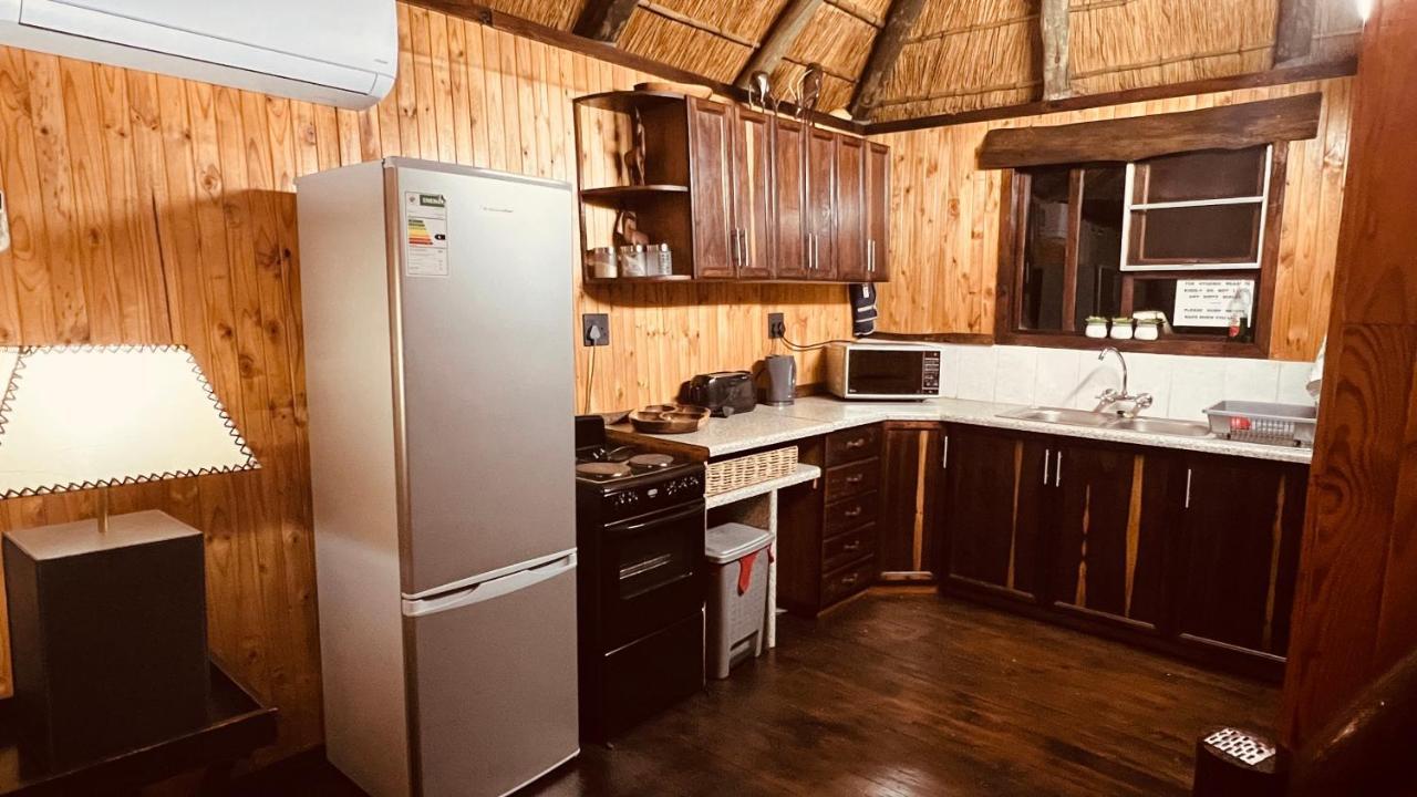 Apartamento Kruger Kumba - Lahlekile Nathi Marloth Park Exterior foto